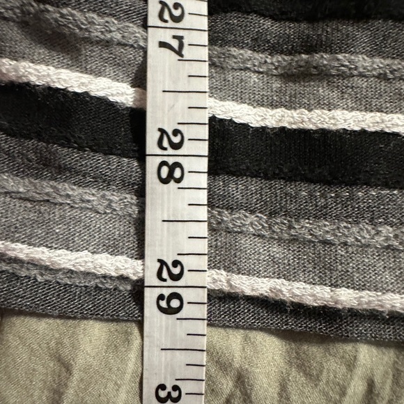 NWT - Forever 21 Men’s Short Sleeve Shirt. - Picture 7 of 8